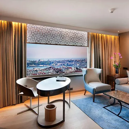 Hotel The Marmara Taksim 5*