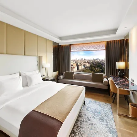 Hotel The Marmara Taksim 5*
