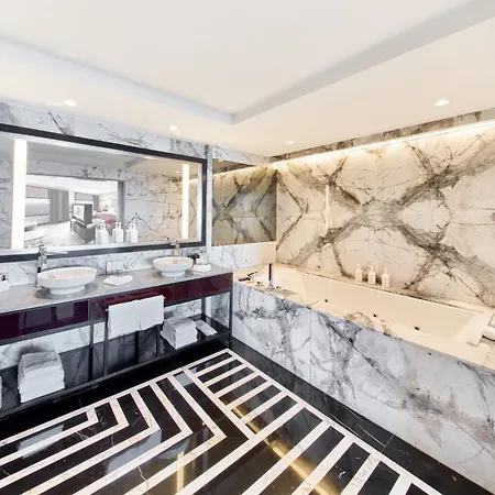 The Marmara Taksim Szálloda 5*