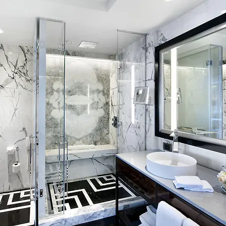 The Marmara Taksim Szálloda 5*