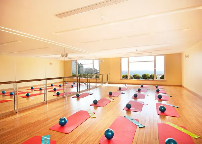 Отель The Marmara Taksim Стамбул