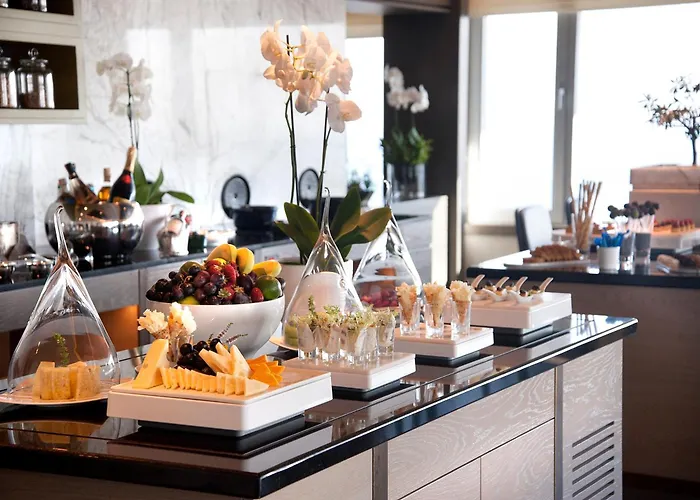 Отель The Marmara Taksim 5*