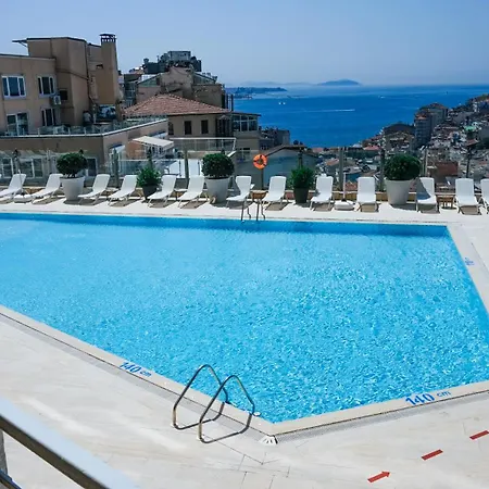 The Marmara Taksim 5* Istanboel